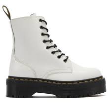 Dr. Martens: Jadon Boots